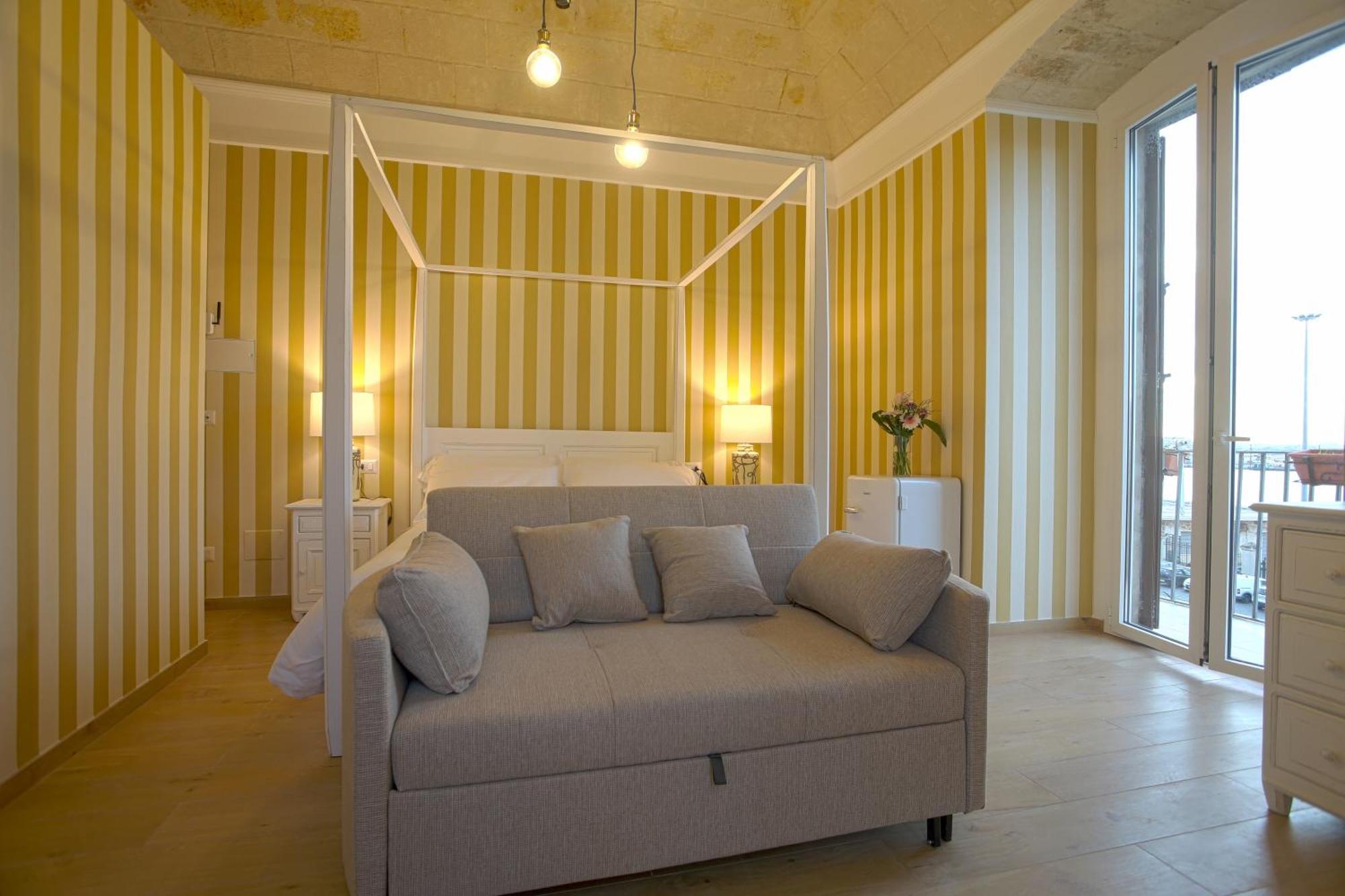 Le Residenze Del Capitano Hotel Bari Exterior photo