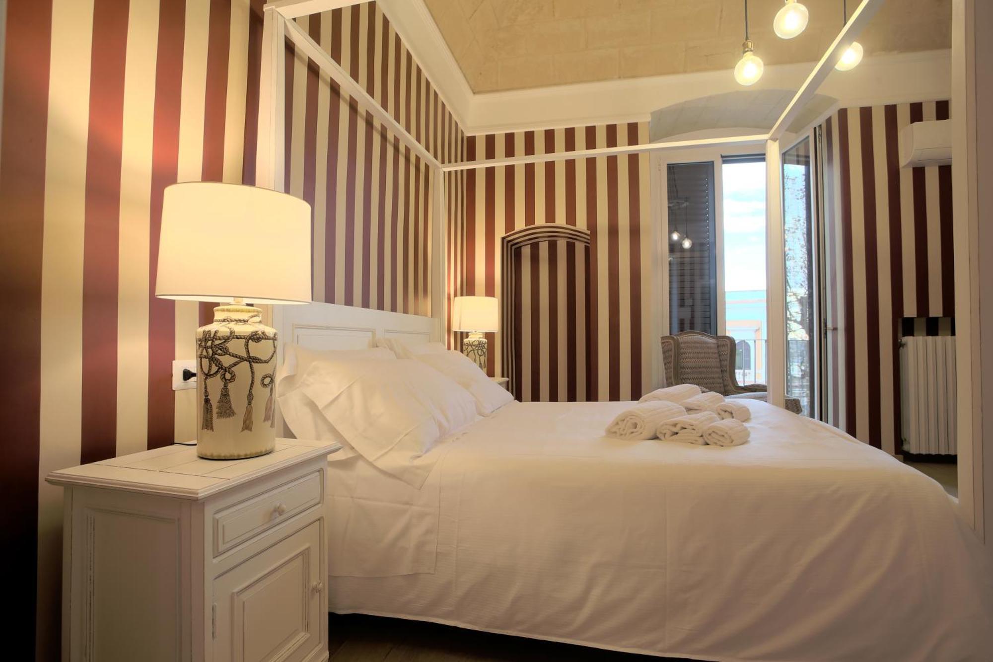 Le Residenze Del Capitano Hotel Bari Exterior photo