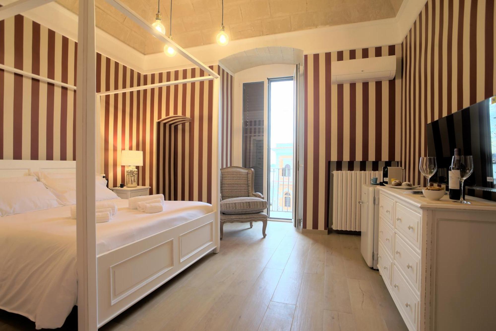 Le Residenze Del Capitano Hotel Bari Exterior photo
