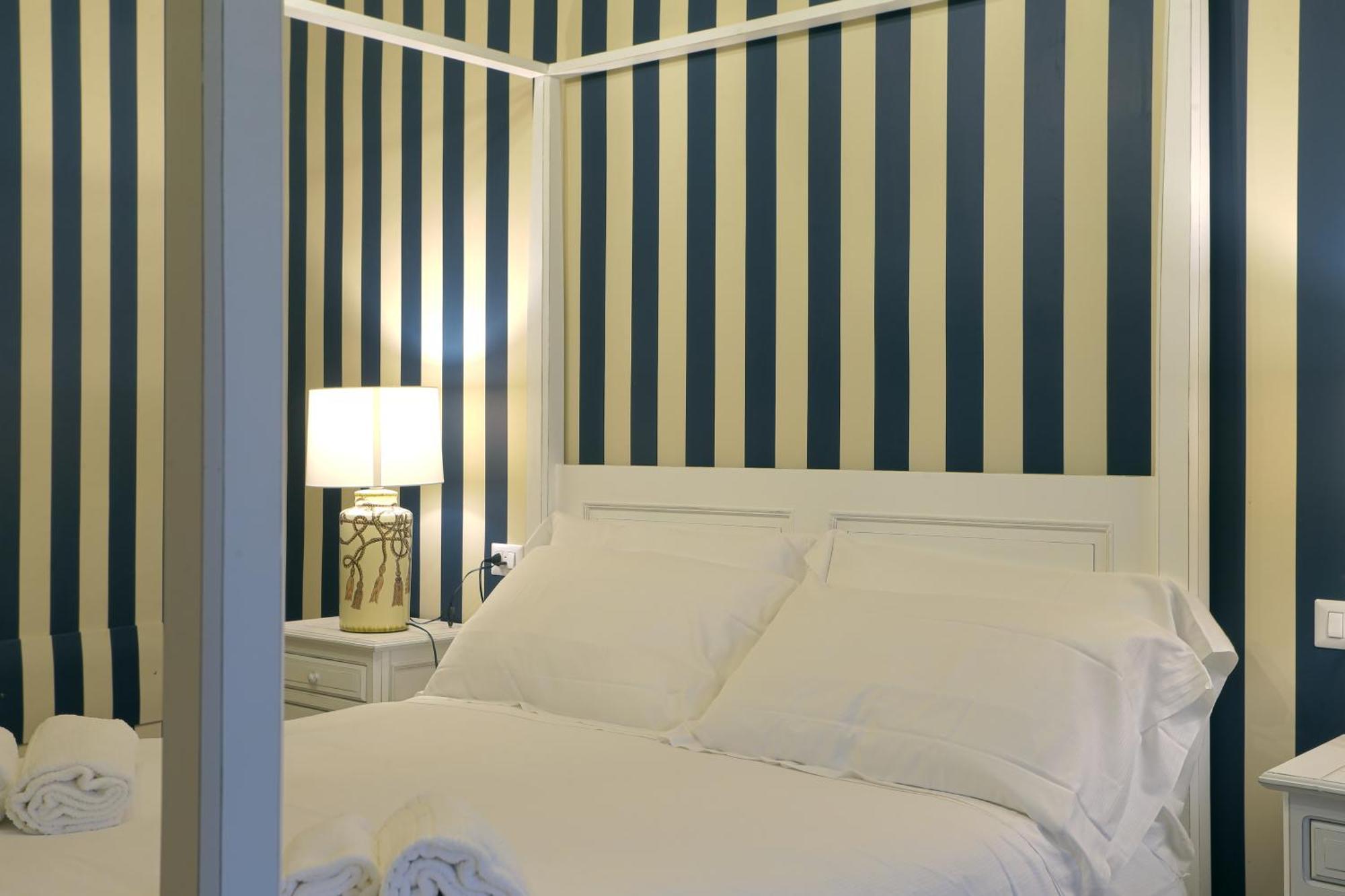 Le Residenze Del Capitano Hotel Bari Exterior photo